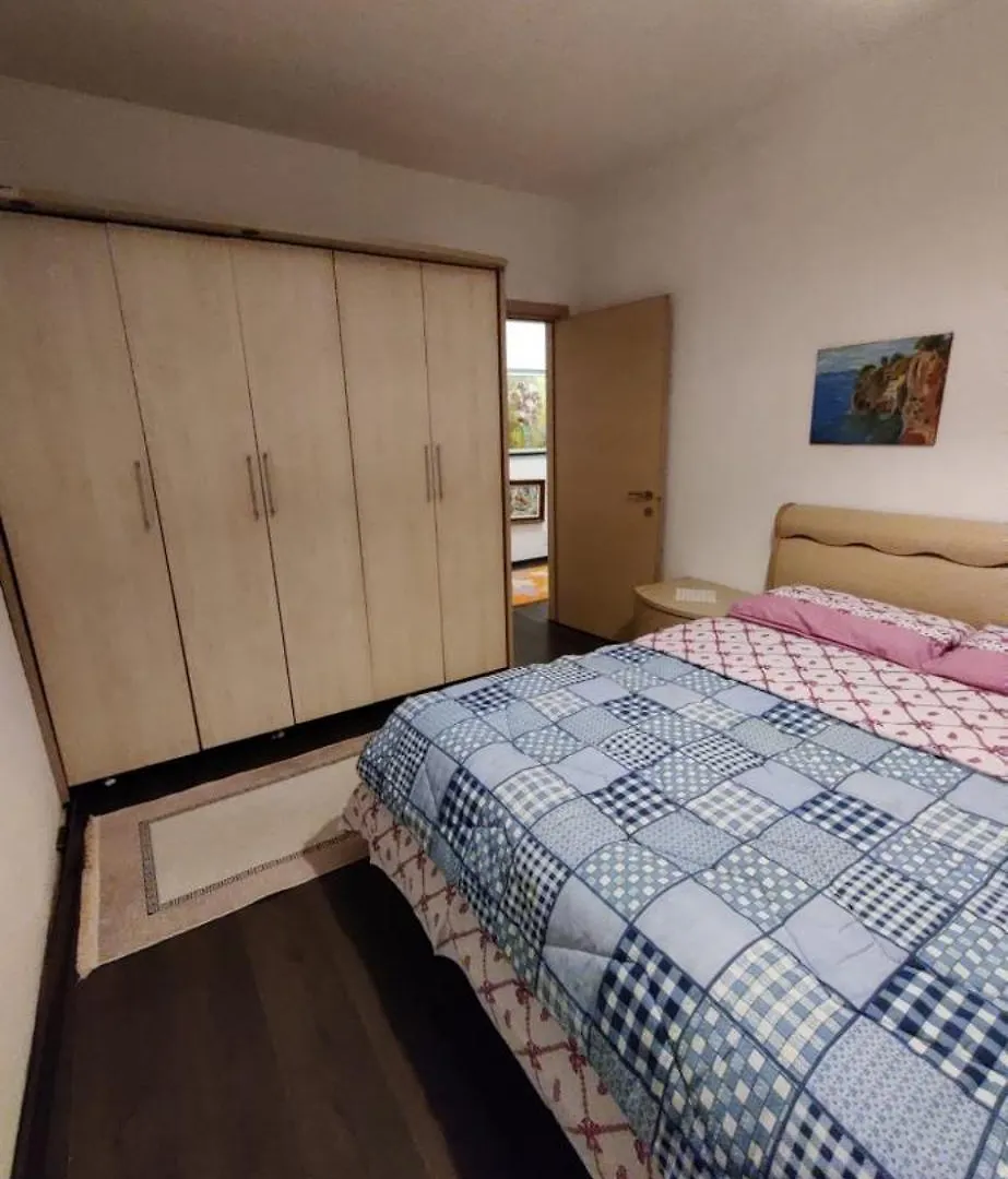Apartment Apartment Tirana